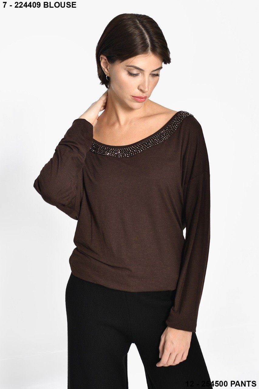 Brown basic top