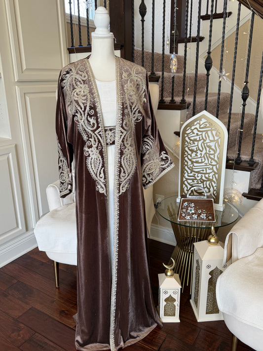 Hana Abaya