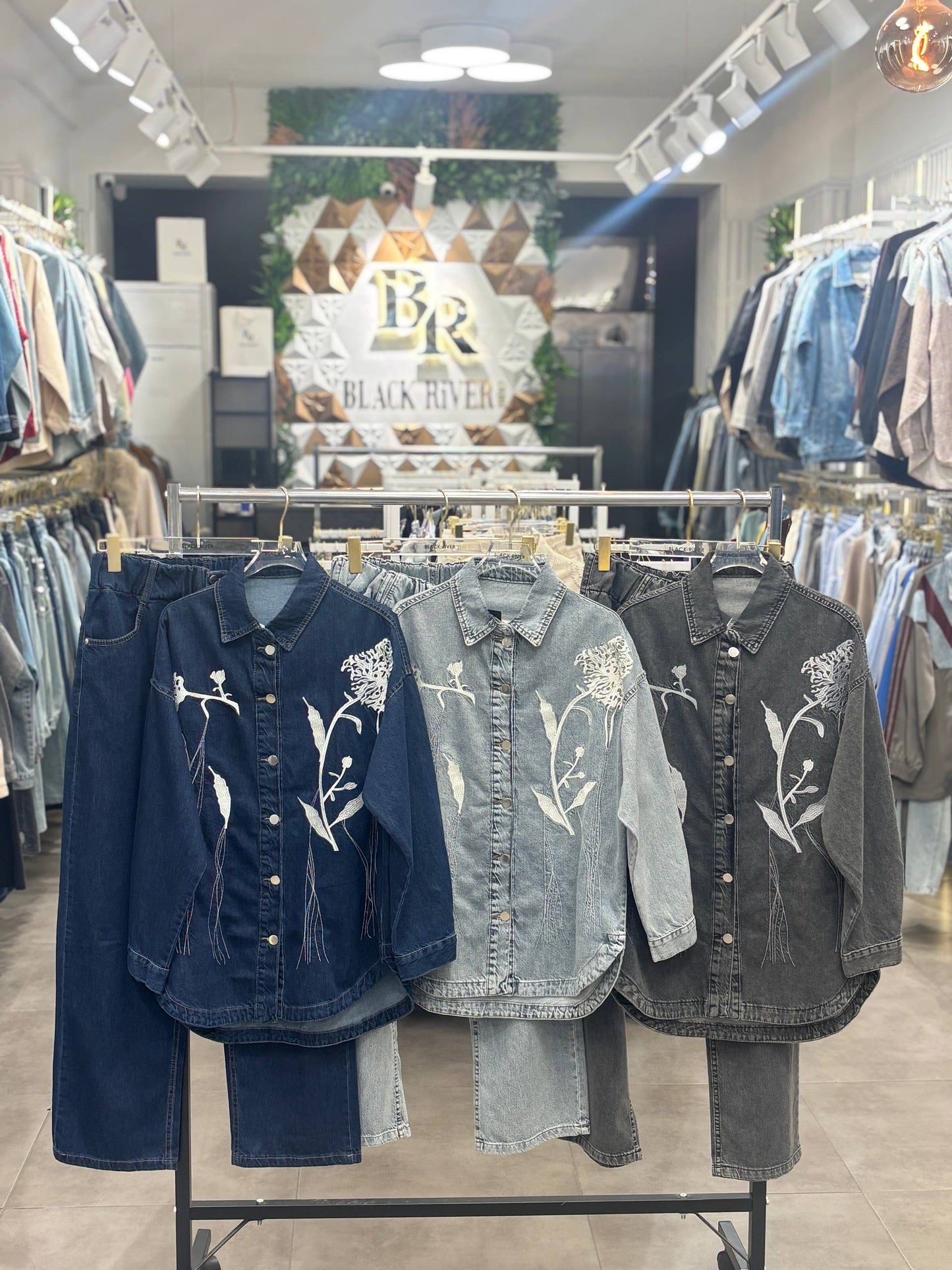 Bouchra jeans sets