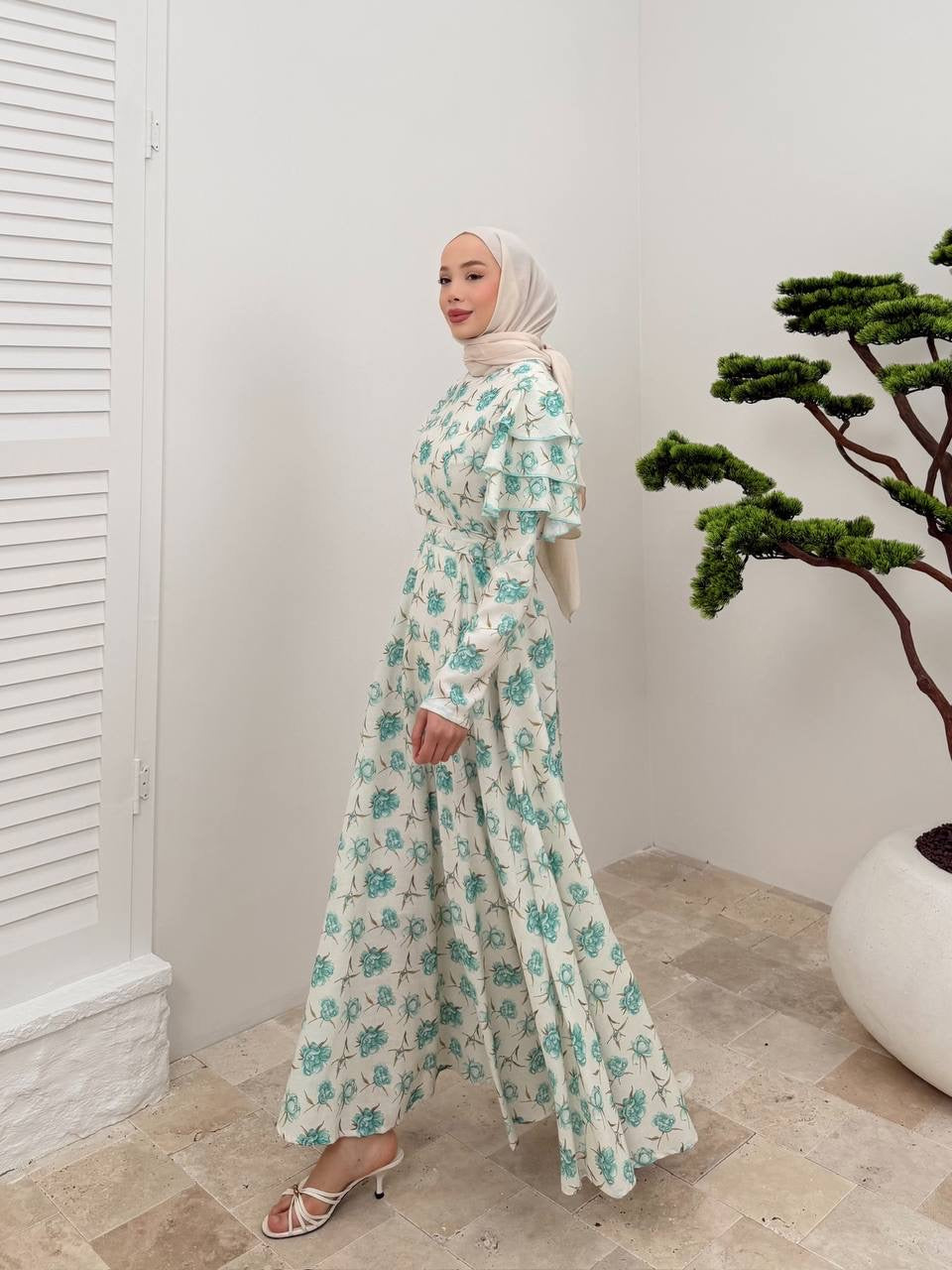 Rana dress